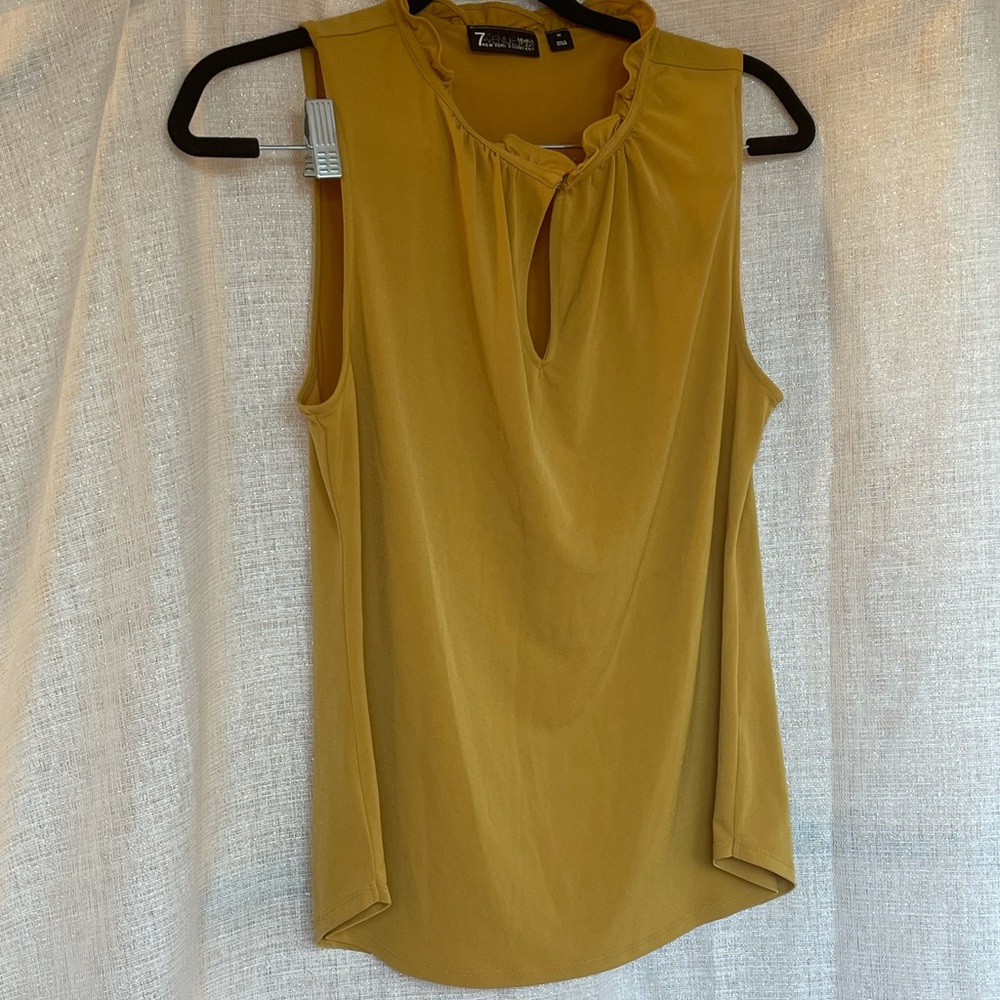 New York & Company Mustard/yellow stretch shell